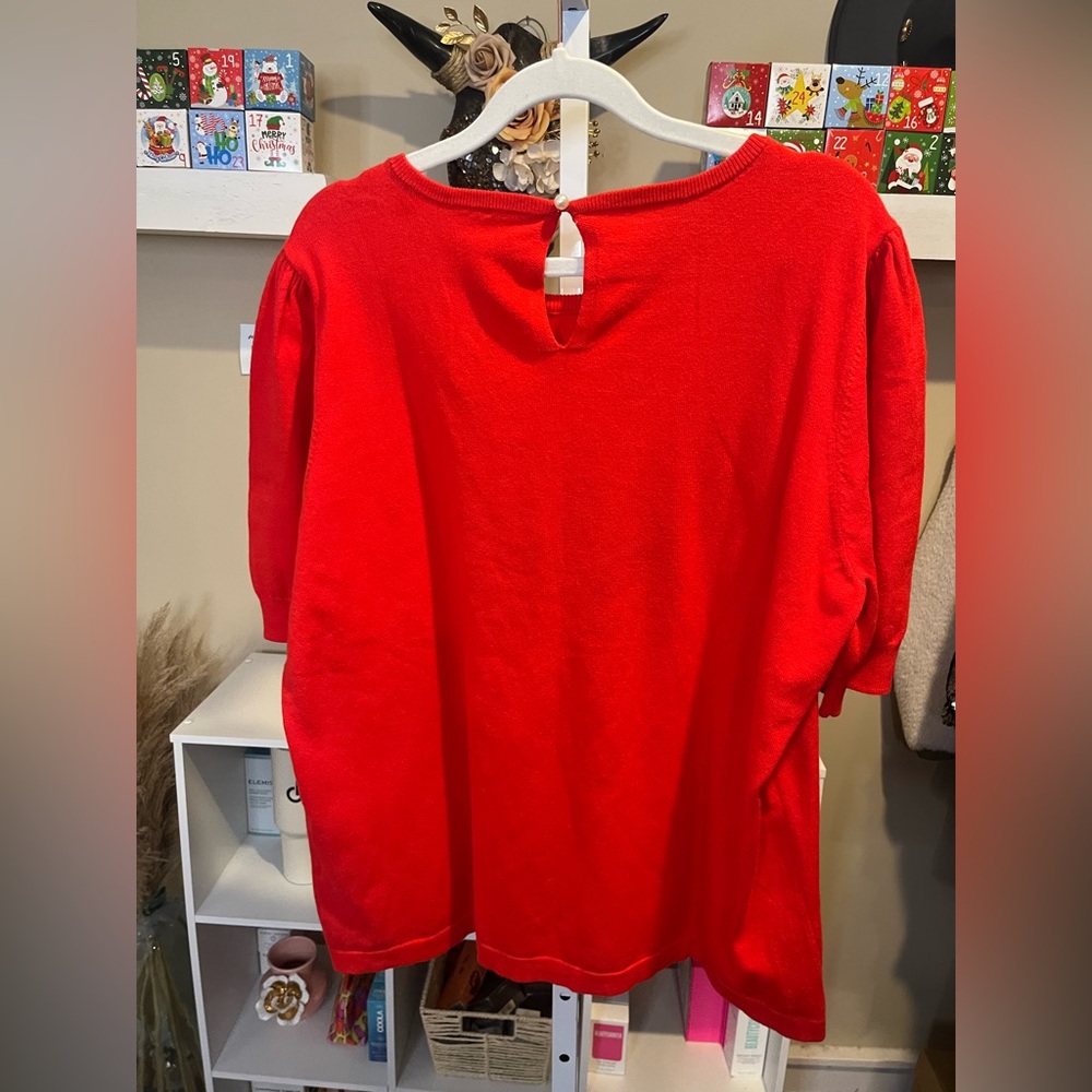 NWT Vince Camuto Lightweight Pearl Button Closure Top - Picture 6 of 7